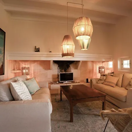 Holiday home Lovely In